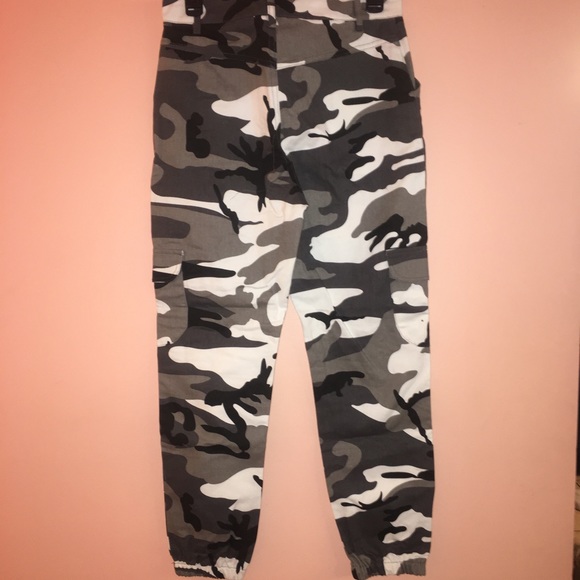 Size S Boxy Grey Army Cargo Pant - Picture 2 of 6